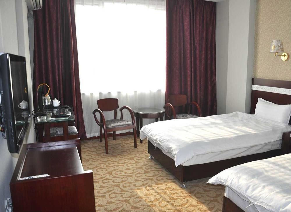 Hangjia Hotel Урумки Екстериор снимка